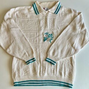 Vintage Women's Collared Cream Knit Sweater Floral Embroidered - Size M